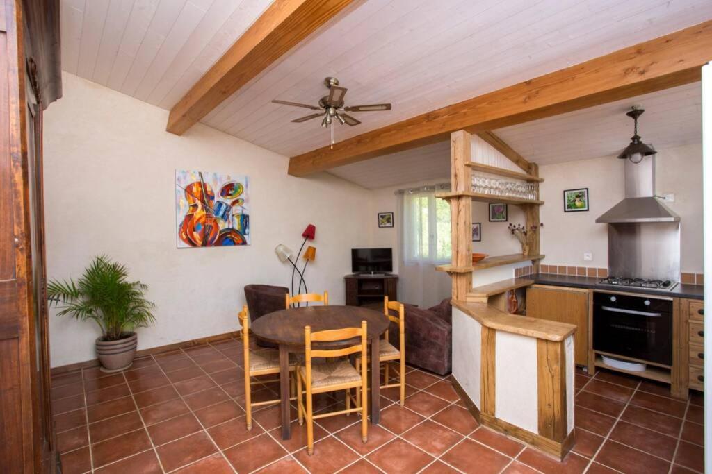L'Arbre A Soleil Villa Aigues-Vives  Kültér fotó